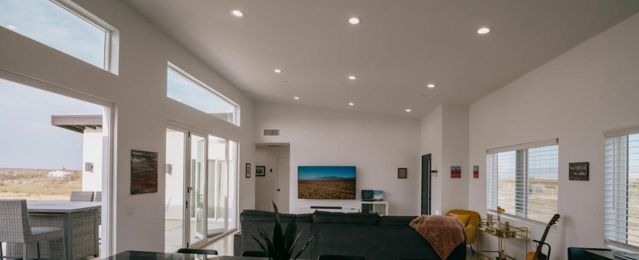 Coyote Tracks - A Modern Desert Experience Villa Joshua Tree Exterior foto